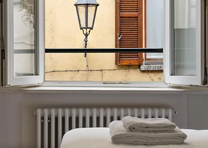 Queen 32 Apartman Cernobbio